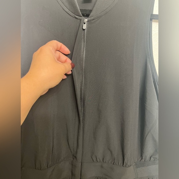 Athleta Brooklyn Utility Romper - Size 14 - Picture 8 of 14